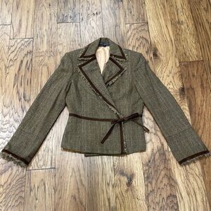 Donna Degnan vintage brown tweed jacket blazer size 2 bow detail frayed edges